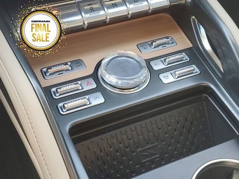 Certified 2024 Lincoln Nautilus Reserve w/ Equipment Group 202A image 28