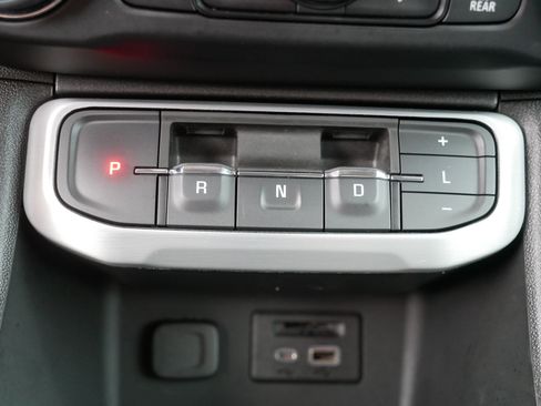 Used 2023 GMC Acadia SLT AWD/4WD image 24