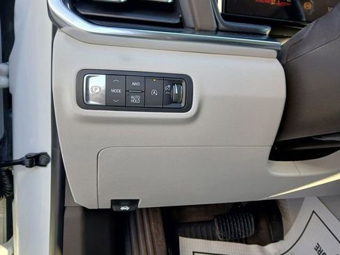 New 2026 GMC Terrain Denali w/ LPO, Floor Liner Package image 23
