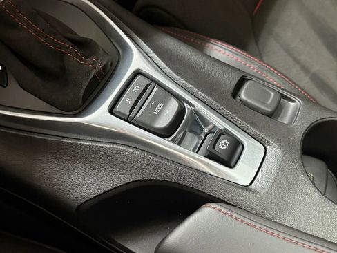 Used 2020 Chevrolet Camaro ZL1 image 26