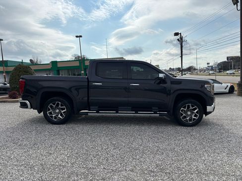 Used 2022 GMC Sierra 1500 SLT w/ SLT Premium Plus Package image 6