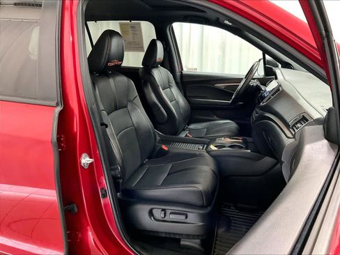 Used 2023 Honda Passport TrailSport image 11