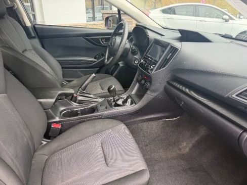 Used 2017 Subaru Impreza 2.0i AWD/4WD image 11