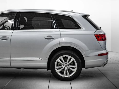 Used 2017 Audi Q7 3.0T Premium Plus w/ Premium Plus Package AWD/4WD image 14