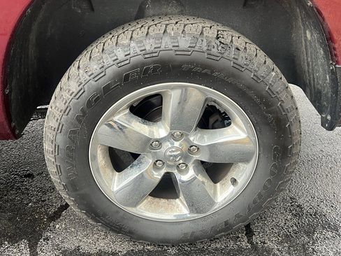 Used 2018 RAM 1500 Big Horn image 12