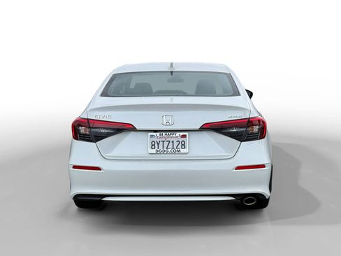 Used 2022 Honda Civic Sport image 4