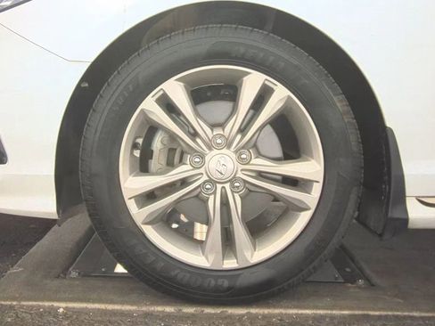 Used 2019 Hyundai Sonata Sport FWD image 6