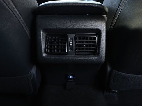 Used 2019 Toyota Camry XSE FWD image 30