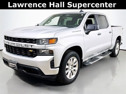 Used 2019 Chevrolet Silverado 1500 Custom w/ Custom Value Package image 1