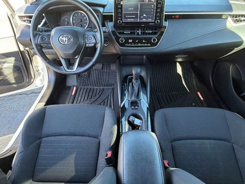Used 2021 Toyota Corolla SE w/ SE Premium Package image 26
