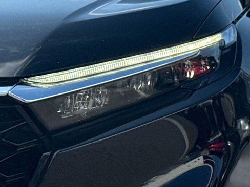 Certified 2024 Honda CR-V EX image 10