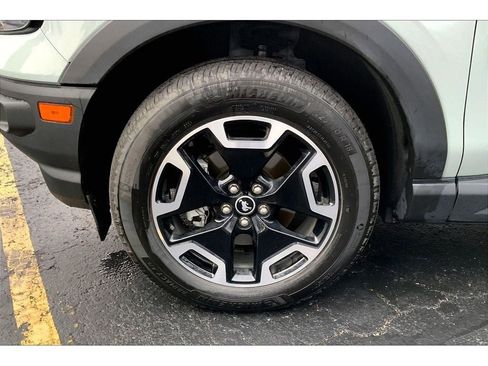 Used 2024 Ford Bronco Sport Outer Banks w/ Tech Package image 10