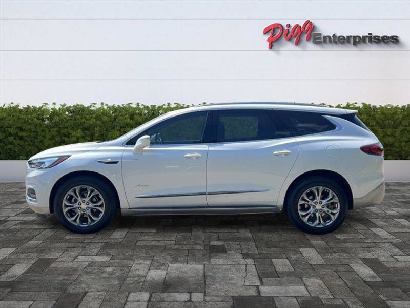 Used 2019 Buick Enclave Avenir w/ Avenir Technology Package FWD image 3