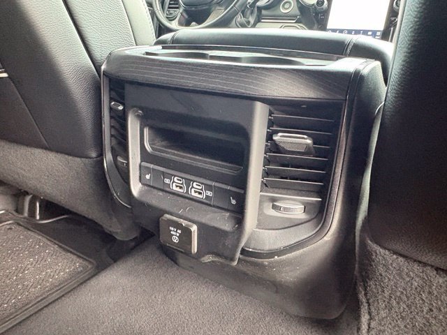 Used 2024 RAM 2500 Limited AWD/4WD image 34