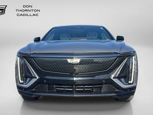 Used 2024 Cadillac Lyriq Sport AWD/4WD image 2