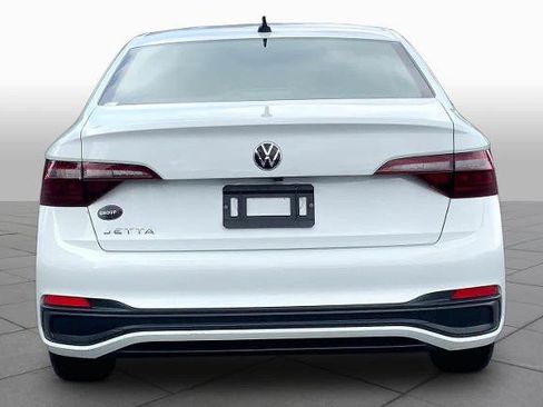 Used 2023 Volkswagen Jetta S FWD image 5