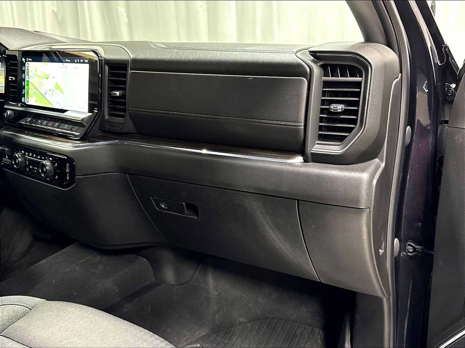 Used 2024 Chevrolet Silverado 2500 LT AWD/4WD image 27