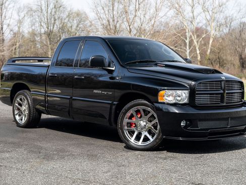 Used 2005 Dodge Ram 1500 Truck 2WD Quad Cab image 3