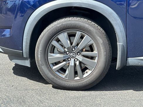 Used 2022 Nissan Pathfinder SV image 25