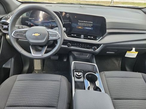 New 2026 Chevrolet Equinox LT FWD image 7