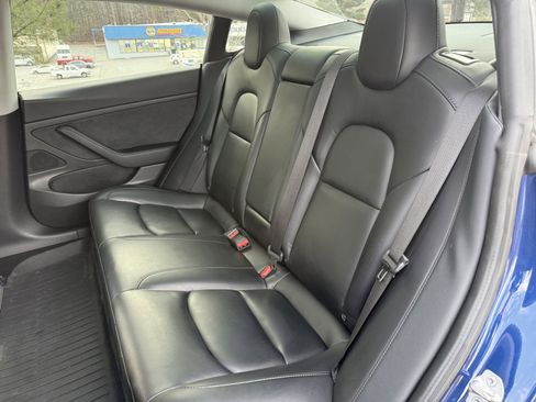 Used 2020 Tesla Model 3 Standard Range Plus image 39