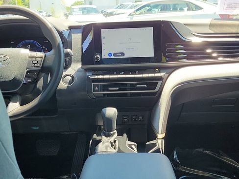 Used 2025 Toyota Camry LE FWD image 16