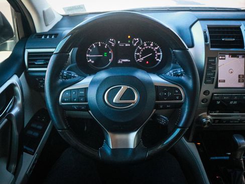 Used 2020 Lexus GX 460 Luxury image 60