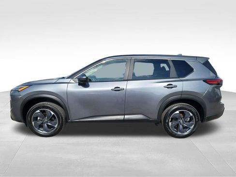 Used 2024 Nissan Rogue SV FWD image 6