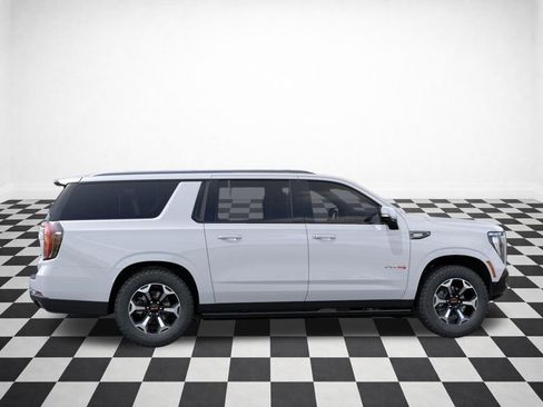 New 2026 GMC Yukon XL AT4 AWD/4WD image 35