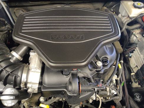 Used 2019 GMC Acadia SLT image 30