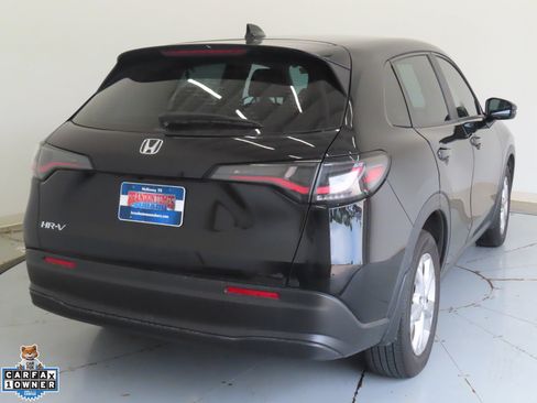 Used 2025 Honda HR-V LX image 3