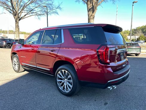 Used 2021 GMC Yukon Denali w/ Denali Premium Package image 9