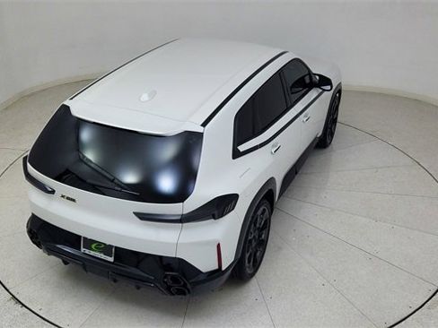Used 2023 BMW XM Base image 81