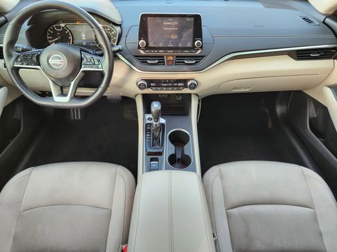 Used 2019 Nissan Altima 2.5 SV image 34