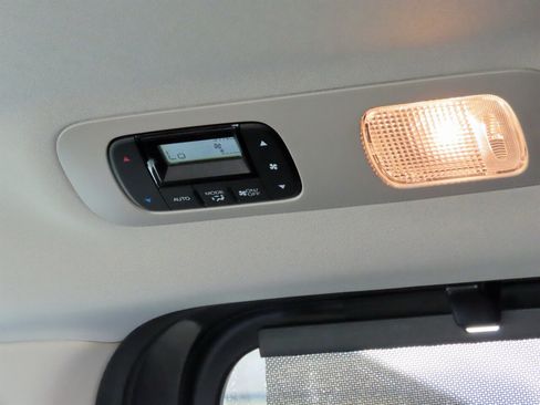 Used 2026 Honda Odyssey EX-L image 18