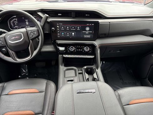 Used 2024 GMC Sierra 2500 AT4 w/ AT4 Premium Plus Package image 29