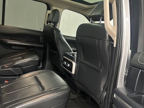 Used 2022 Ford Expedition XLT AWD/4WD image 36