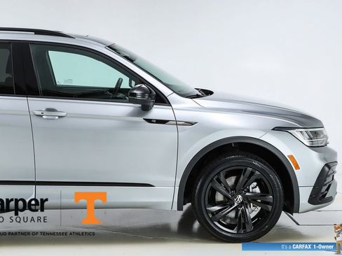 Used 2023 Volkswagen Tiguan SE R-Line AWD/4WD image 12