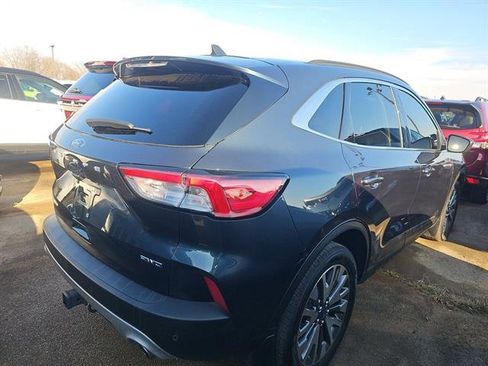 Certified 2022 Ford Escape Titanium w/ Class II Trailer Tow Package image 4