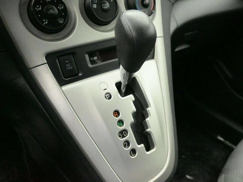 Used 2010 Toyota Matrix S AWD/4WD image 10