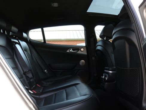 Used 2020 Kia Stinger GT2 AWD/4WD image 50