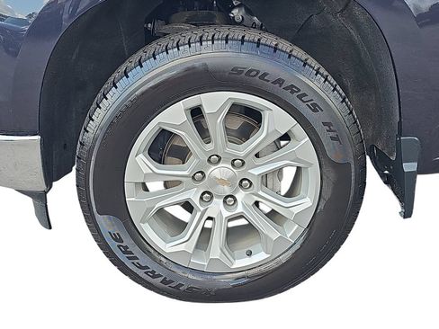 Used 2023 Chevrolet Silverado 1500 LTZ w/ LTZ Premium Package AWD/4WD image 31