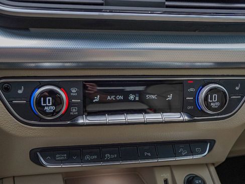 Certified 2025 Audi Q5 2.0T Premium Plus w/ Premium Plus Package image 17