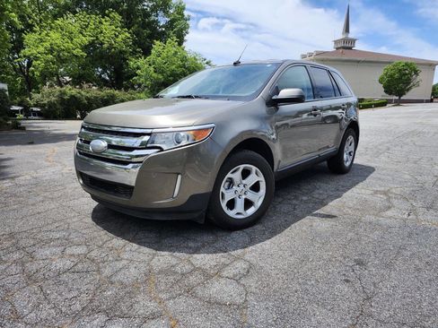 Used 2013 Ford Edge SEL FWD image 3