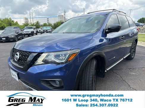 Used 2019 Nissan Pathfinder SL FWD image 7