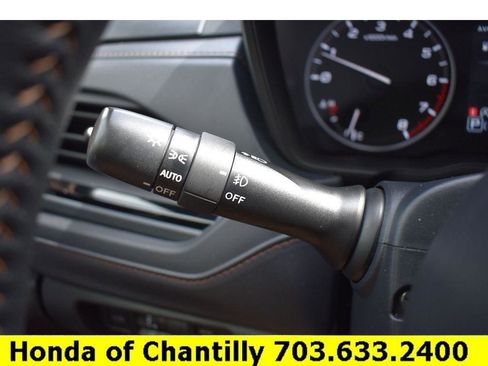 Used 2025 Subaru Forester Touring AWD/4WD image 10