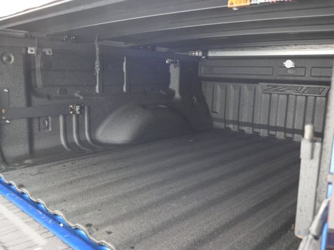 Used 2021 Chevrolet Colorado ZR2 AWD/4WD image 5