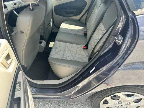 Used 2012 Ford Fiesta SE FWD image 15