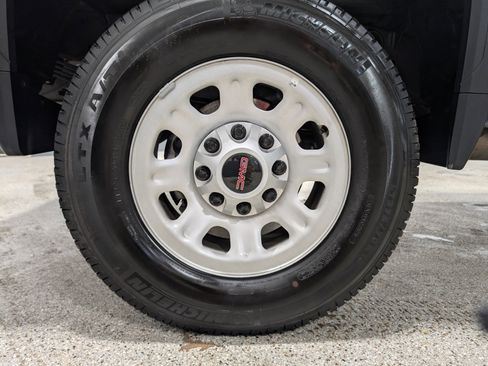 Used 2024 GMC Sierra 2500 Pro image 12