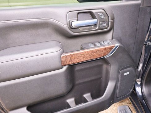 Used 2020 GMC Sierra 3500 Denali w/ Denali Ultimate Package image 10